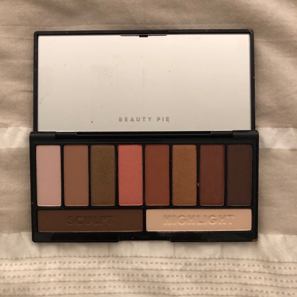 Beauty Pie Sunshiney Day Eyeshadow Palette
